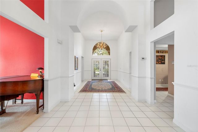 8746 TANTALLON CIRCLE, Tampa, FL 33647