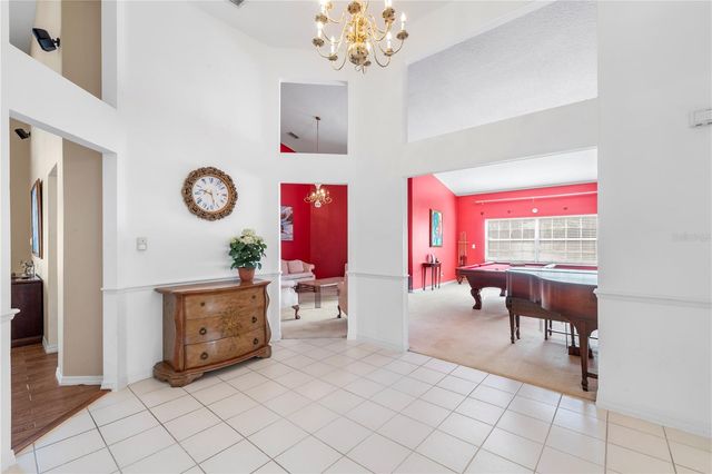 8746 TANTALLON CIRCLE, Tampa, FL 33647