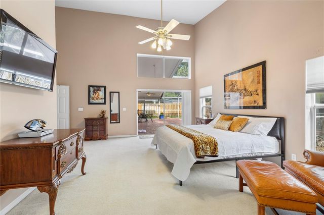 8746 TANTALLON CIRCLE, Tampa, FL 33647