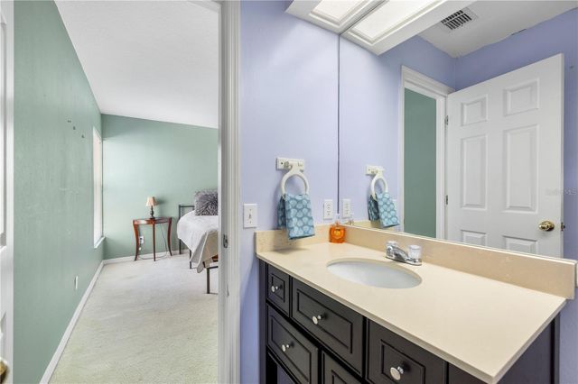 8746 TANTALLON CIRCLE, Tampa, FL 33647