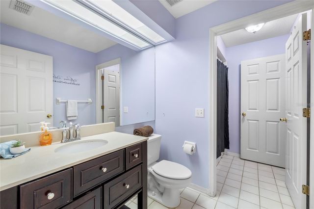 8746 TANTALLON CIRCLE, Tampa, FL 33647