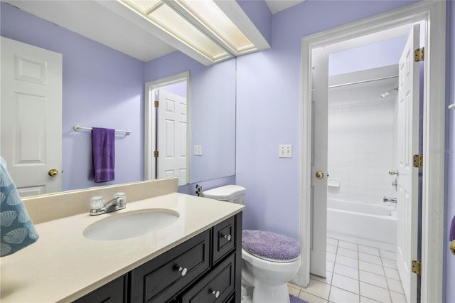 8746 TANTALLON CIRCLE, Tampa, FL 33647