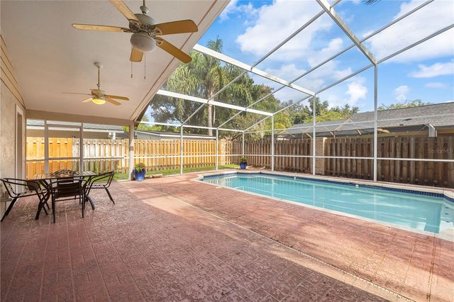 8746 TANTALLON CIRCLE, Tampa, FL 33647