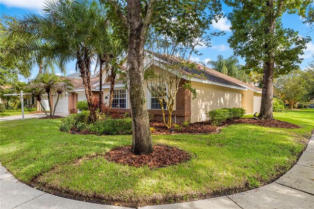 8746 TANTALLON CIRCLE, Tampa, FL 33647