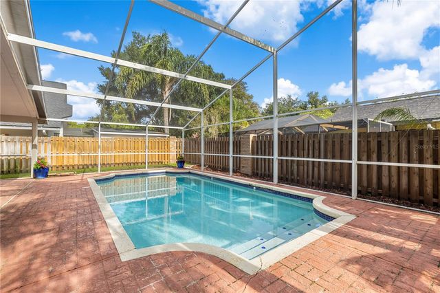8746 TANTALLON CIRCLE, Tampa, FL 33647