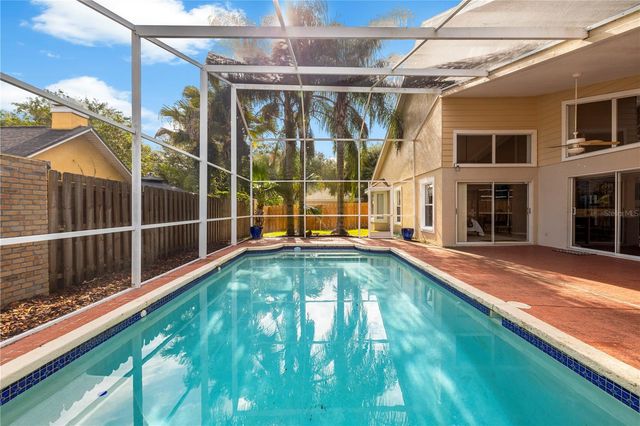 8746 TANTALLON CIRCLE, Tampa, FL 33647