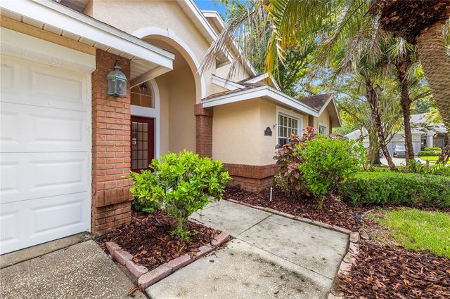 8746 TANTALLON CIRCLE, Tampa, FL 33647
