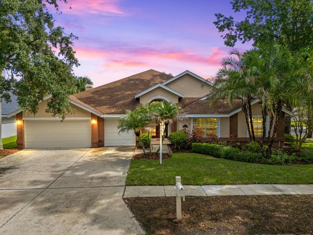 8746 TANTALLON CIRCLE, Tampa, FL 33647