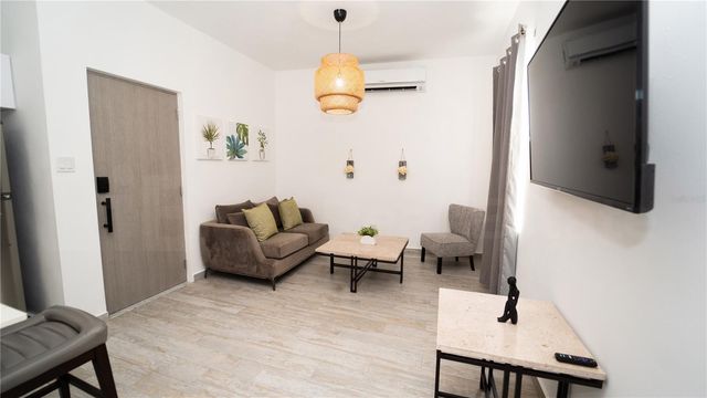 604 CERRA STREET, San Juan, PR 00907