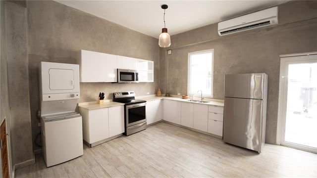 604 CERRA STREET, San Juan, PR 00907