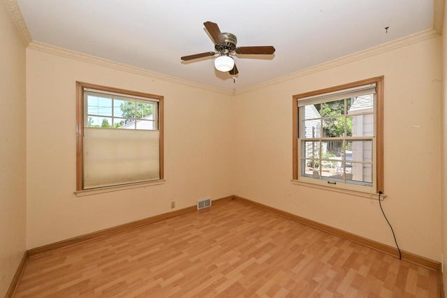 8526 W Clarke STREET, Wauwatosa, WI 53226