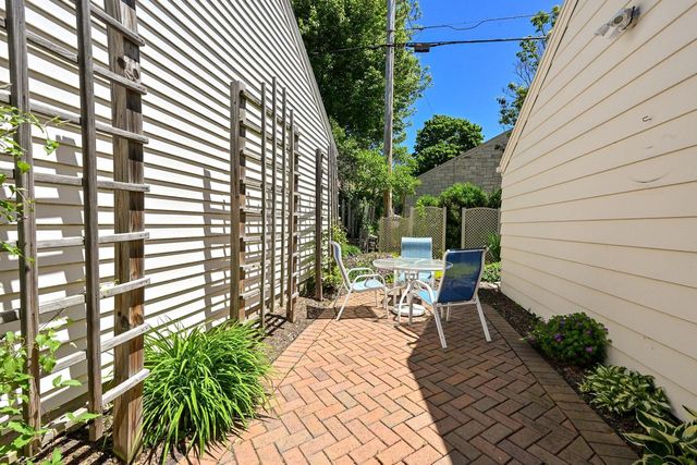 8526 W Clarke STREET, Wauwatosa, WI 53226