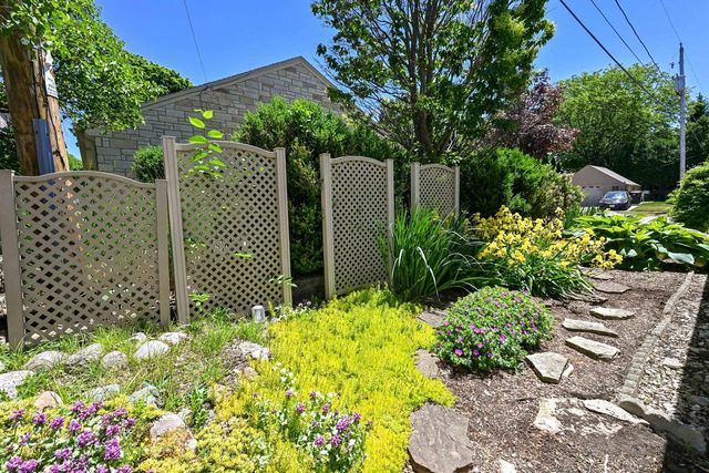 8526 W Clarke STREET, Wauwatosa, WI 53226