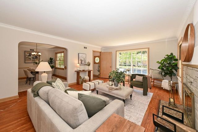 8526 W Clarke STREET, Wauwatosa, WI 53226
