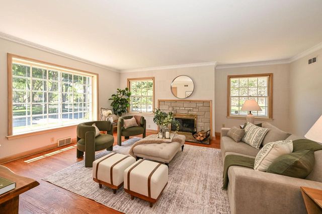 8526 W Clarke STREET, Wauwatosa, WI 53226