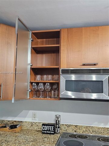 1945 S Ocean Dr 807, Hallandale Beach, FL 33009