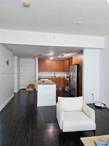 1945 S Ocean Dr 807, Hallandale Beach, FL 33009