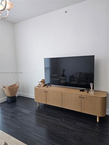 1945 S Ocean Dr 807, Hallandale Beach, FL 33009