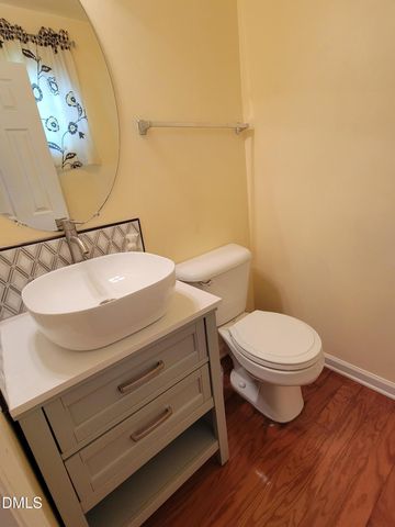 3742 Horseshoe Farm Street, Raleigh, NC 27610