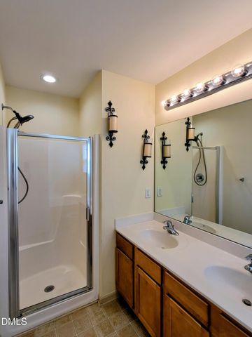 3742 Horseshoe Farm Street, Raleigh, NC 27610