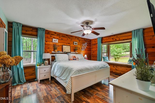 1153 Log Barn Road, Pittsboro, NC 27312