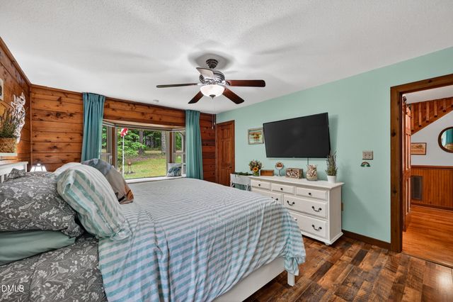 1153 Log Barn Road, Pittsboro, NC 27312