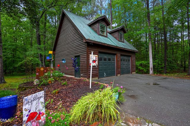 1153 Log Barn Road, Pittsboro, NC 27312