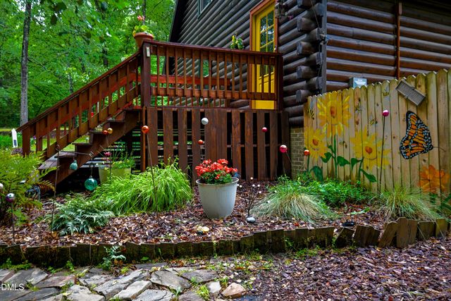 1153 Log Barn Road, Pittsboro, NC 27312