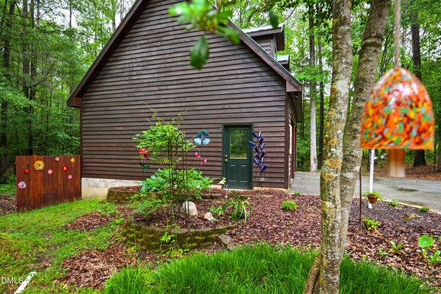 1153 Log Barn Road, Pittsboro, NC 27312