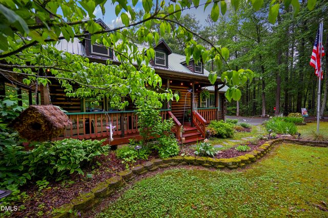 1153 Log Barn Road, Pittsboro, NC 27312