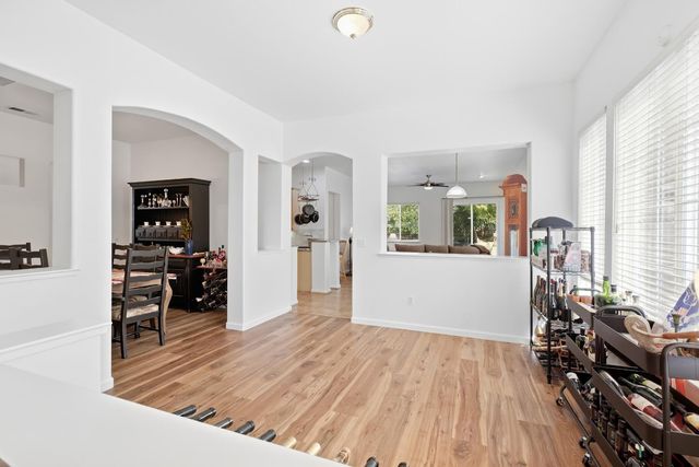 1442 Burchell Hill Dr, Oakdale, CA 95361