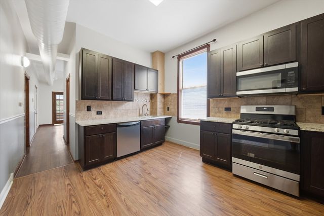1354 W Ohio Street, Chicago, IL 60642