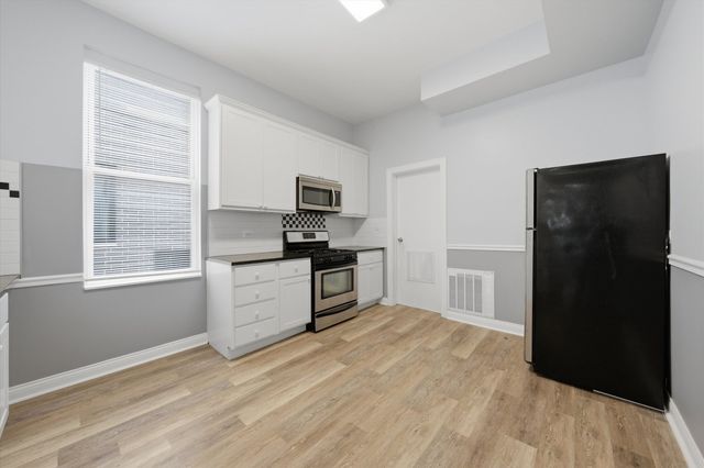 1354 W Ohio Street, Chicago, IL 60642