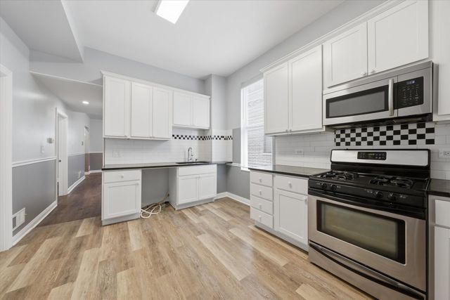 1354 W Ohio Street, Chicago, IL 60642