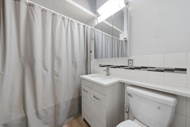 1354 W Ohio Street, Chicago, IL 60642