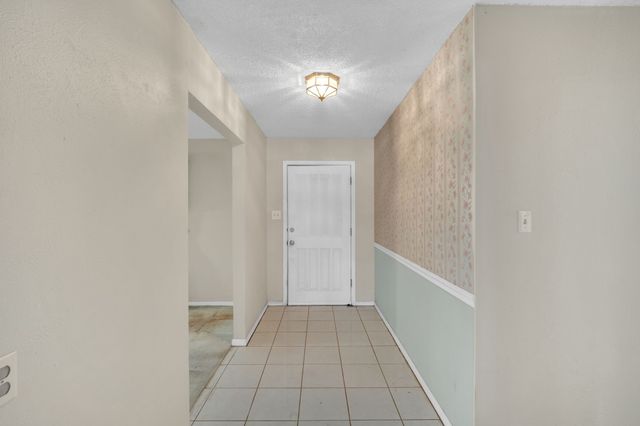 1320 Apache Street, Arlington, TX 76012