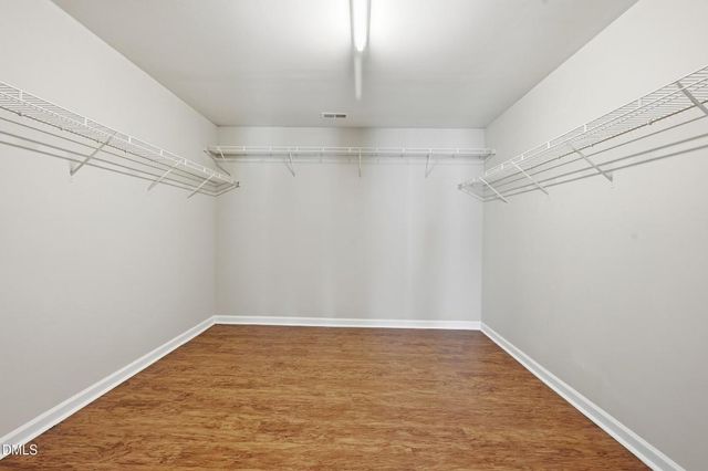 229 Georgetowne Drive, Clayton, NC 27527