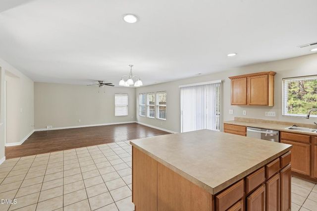 229 Georgetowne Drive, Clayton, NC 27527