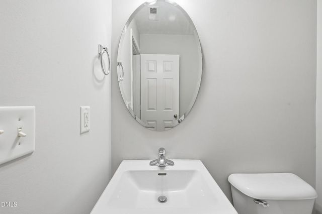 229 Georgetowne Drive, Clayton, NC 27527