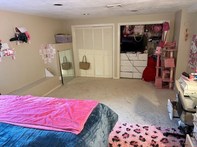 191 Brickett Hill Circle 191, Haverhill, MA 01830