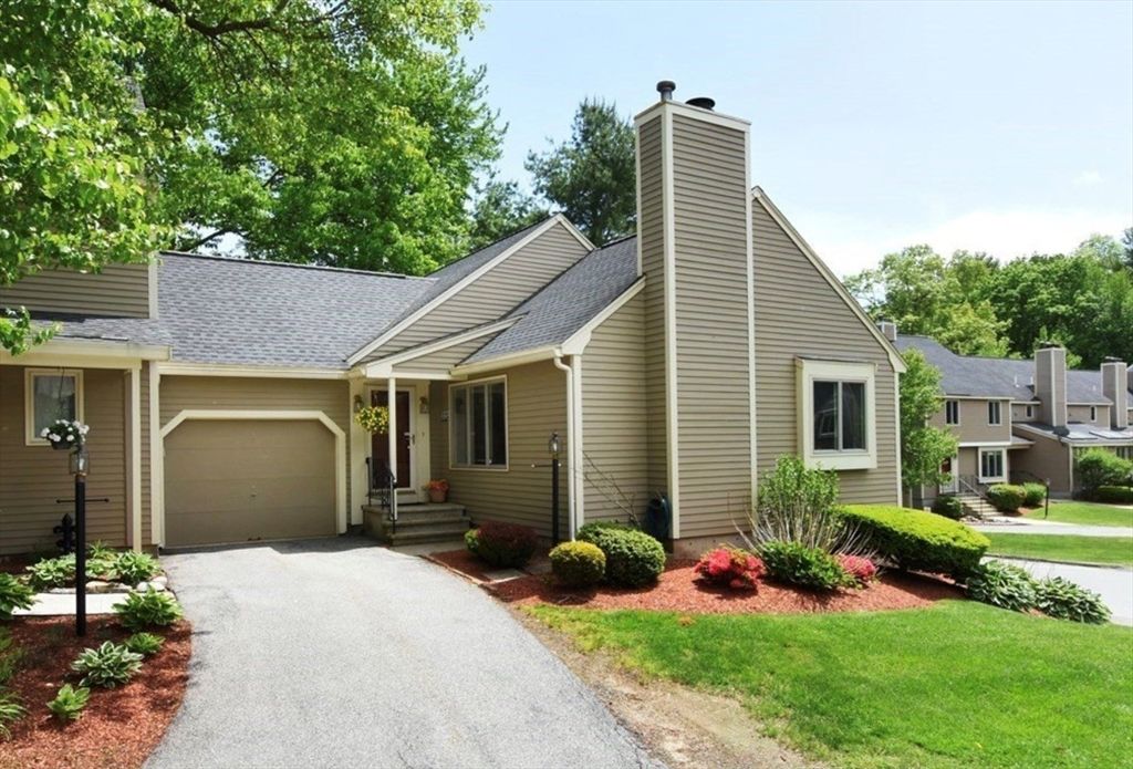 191 Brickett Hill Circle 191, Haverhill, MA 01830