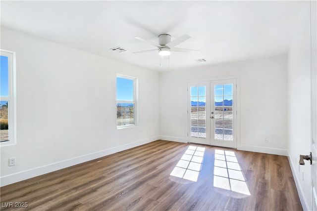 5880 Johnnie Mine Street, Pahrump, NV 89060