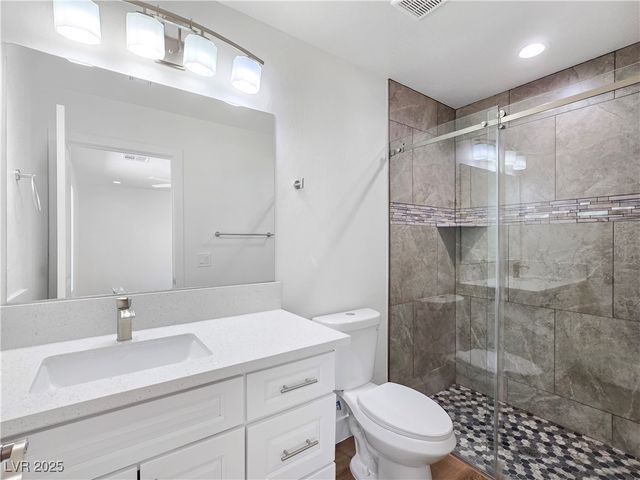 5880 Johnnie Mine Street, Pahrump, NV 89060