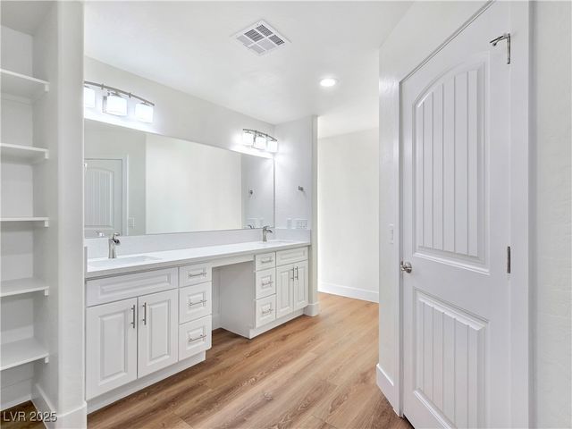 5880 Johnnie Mine Street, Pahrump, NV 89060