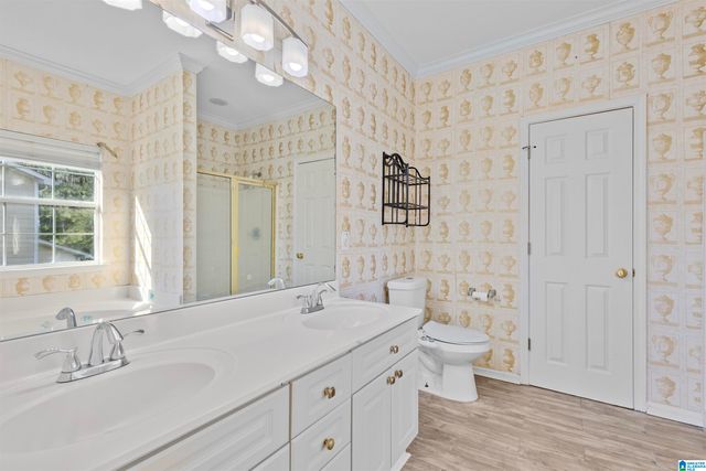 5518 FAWN CIRCLE, Hoover, AL 35226