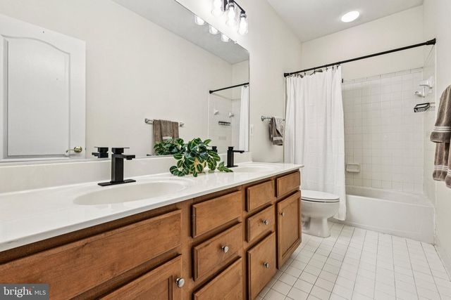 43169 ELENI ST, Leesburg, VA 20176