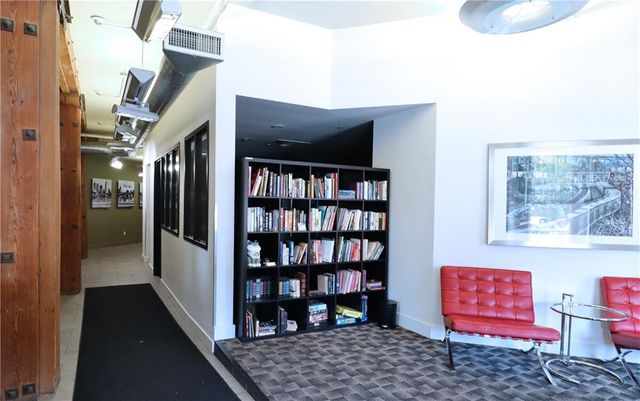 200 Main Street 310, Kansas City, MO 64105