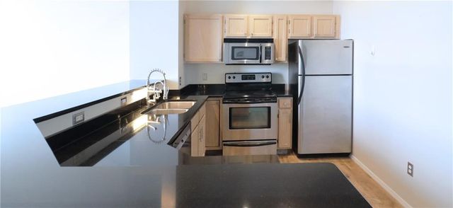 200 Main Street 310, Kansas City, MO 64105