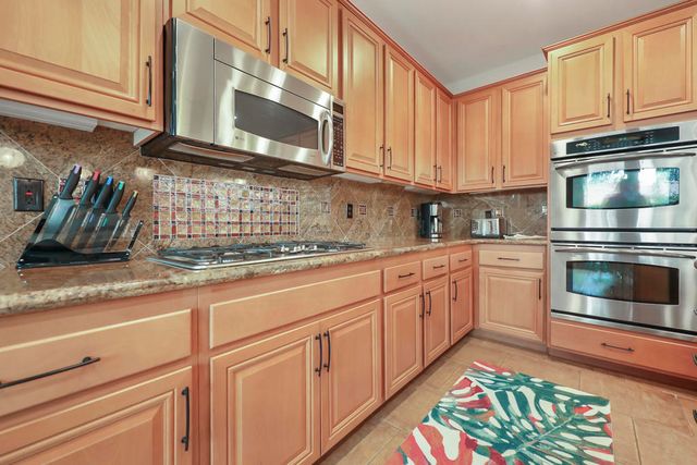 3 Clear Lake Drive, Rancho Mirage, CA 92270