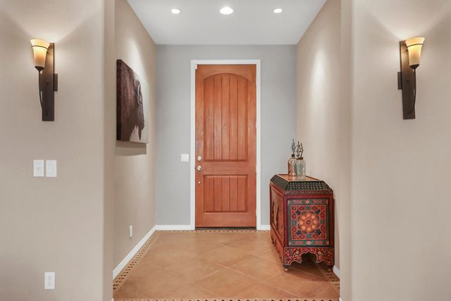 3 Clear Lake Drive, Rancho Mirage, CA 92270